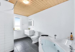 Four-Bedroom Holiday Home In Skjern