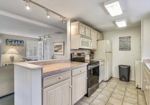 FREE ACTIVITIES INCLUDED! Located only steps from the beautiful beaches of South Bethany - 5 bedroom, 3 bath cottage