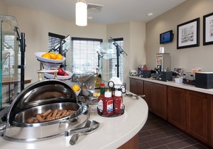 Free Daily Breakfast. Pool, Hot Tub & Gym Access.