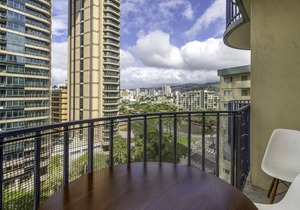 🐳FREE Parking 2 Bedroom Famous Waikiki Condo