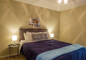 Frontdesk | 1BR Apt near Dining + Entertainment