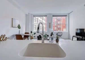 Frontdesk | Bright + Open Studio in Downtown