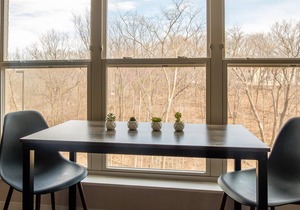 Frontdesk | Modern and Bright 1BR Suite