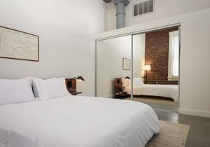 FRONTDESK Spacious 2 BR Apt in Downtown STL