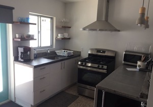 Fully renovated one bedroom apartment a minute away from Lido Beach.