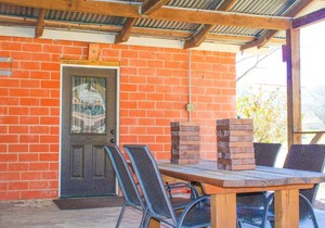 Geronimo Creek Retreat Getaway Cabin #3