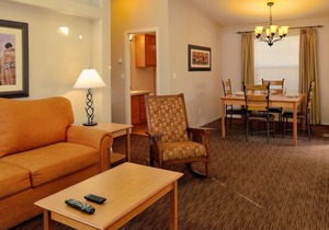 Get Ready for Adventure! 3 Great Units, Minutes to Hiking, Biking, Golf