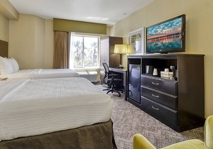 Get Ready for Adventures! 4 Great Units, Close to International Drive, Pool