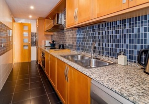 GH-Modern 2 bed apartment with Pool in Estepona