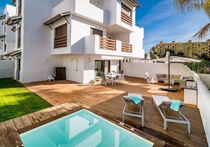 GH-Modern 2 bed apartment with Pool in Estepona