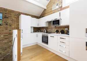 Gironde Road by onefinestay