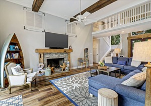 Gorgeous 4 Bedroom Sea Pines Home w/Private Pool Close to Beach - Sleeps 13