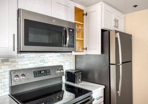 Gorgeous Ballston 1BR w/W/D, Gym & Pool, near Metro, by Blueground