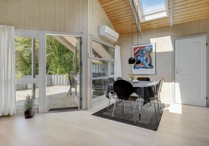 Gorgeous home in Dronningmølle