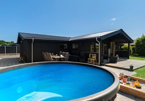 Gorgeous home in Hadsund with WiFi