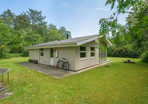Gorgeous home in Humble with sauna