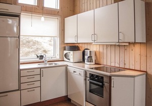 Gorgeous home in Hvide Sande with sauna