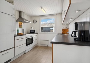 Gorgeous home in Hvide Sande with sauna