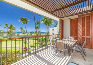 Gorgeous Oceanfront Terrace Condo - Near Beach Club!