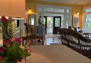 Gorgeous Ranch Country Mansion - Aloha Boutique Hotel B&B
