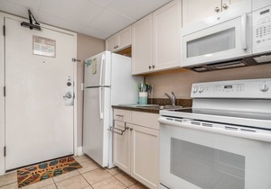 GORGEOUS VIEW OCEANFRONT CONDO W/HUGE SUNDECK BALCONY