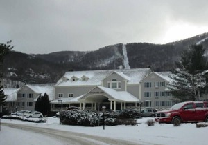 Gorgeous Zen Must-See Suite At Jiminy Country Inn - Sleeps 4 Ski On/Off at Mtn