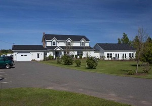 Graham Inn (Mon Amour Room with Queen Bed)
