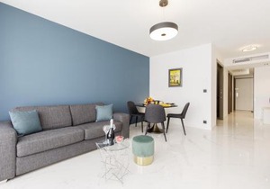 Gray d'Albion 3i7 YourHostHelper