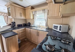 Great 6 berth caravan for hire at Cherry Tree Holiday Park in Norfolk ref 70801C