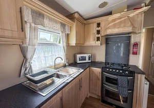 Great 6 berth caravan for hire at Cherry Tree Holiday Park in Norfolk ref 70801C