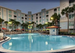 Great Find! Two Comfy Units for 8 Guests, Close to Disney! Pool, Hot Tub