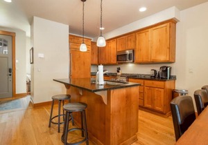 Great Location Near Pool with Suncadia Pool Access