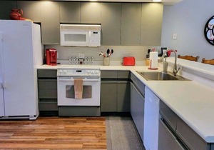 Great Location To All Branson Has To Offer in this 3 bedroom, 3 bath Condo