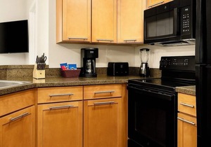 Great Smokies Lodge - Free Waterpark Passes - Near Golf, Dollywood, NASCAR Park