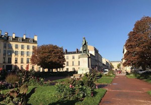 Greeter-Appartement Versailles quartier Notre Dame au pied du Chateau avec Parking