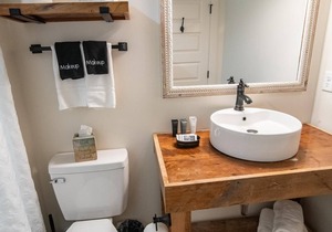 Greeter Falls Lodge Unit 2