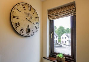 GRIMBLES COTTAGE, family friendly, with open fire in Backbarrow