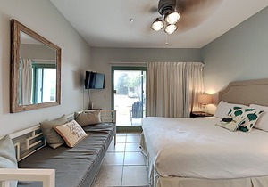 Ground Floor Studio Rental in Seacrest Beach – Pool & Easy Beach Access!