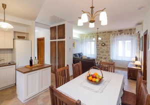 Gruda Villa Sleeps 6 Pool Air Con WiFi