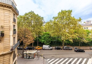 GuestReady - Bright and Homely Apt in Batignolles