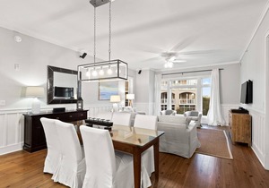 Gulf Front Condo! Gourmet Kitchen!