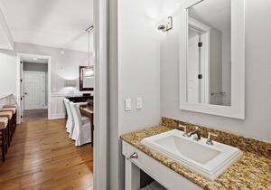 Gulf Front Condo! Gourmet Kitchen!