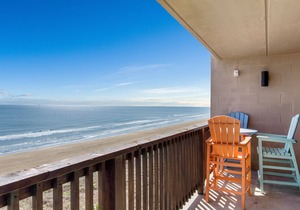 Gulf Shores #605: Sixth Floor Beachfront newly renovated 2 Bedroom 2 Bathroom Condo