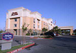 Hampton Inn & Suites Lathrop