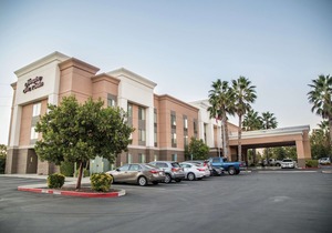 Hampton Inn & Suites Lathrop