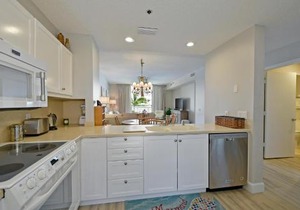 Harbor Villa Club 206