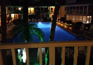 Harbour Lights Bayfront Condo. 5 minute walk to the Moorings beaches and shops.