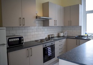 Harbourside 1 - Two Bedroom Apartment, Sleeps 5