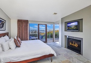 Hearns Beachside Villa 4