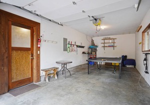 Heart of Sunriver, Cute and Cozy Traditional Sunriver Cabin, SHARC Passes, Hot Tub